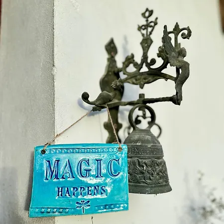 Montmartre Hidden Artist Loft